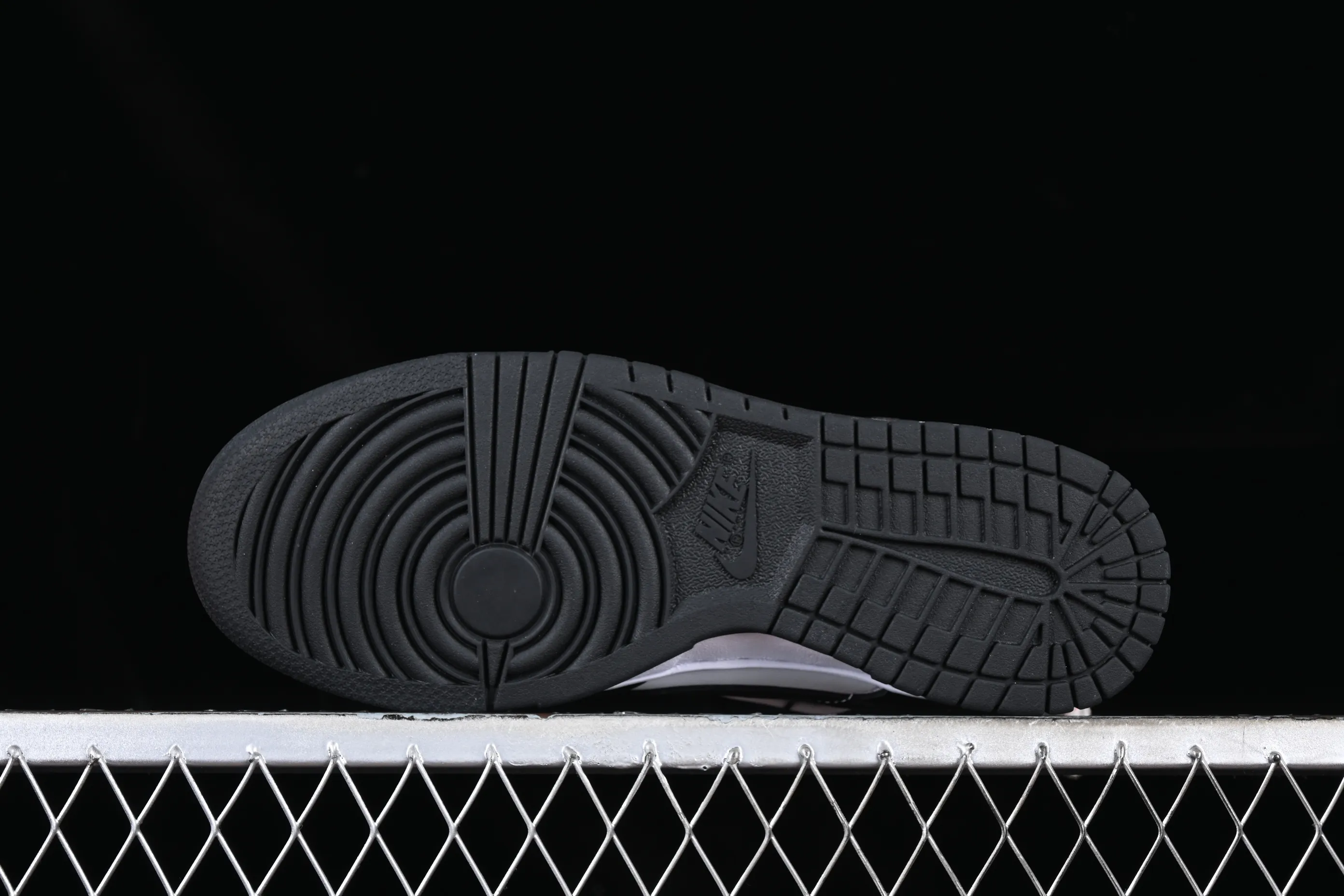 All categories Nk SB Dunk series Nk SB Dunk Low low-top sneakers CS version Nk Dunk Low "Panda" black and white panda customized version of deconstructed strap casual sneakers CW1590-100